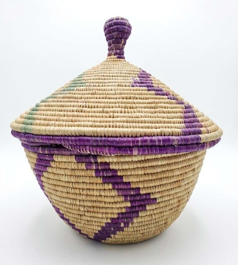 traditional handwoven bakonzo basket with lid (1) traditional handwoven bakonzo basket with lid (1)